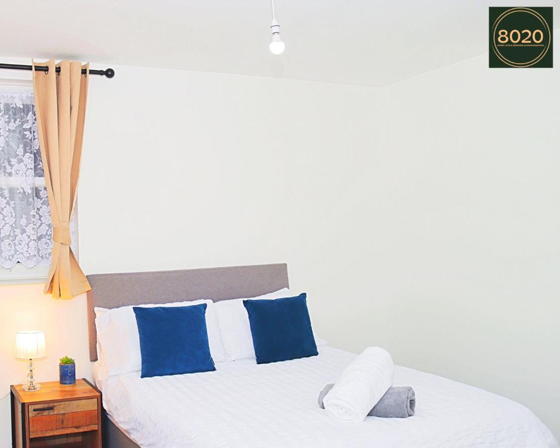 Lancing Apartments - Spacious 2 Bed - Sleeps 6 - Burnham Village Slough Exterior photo